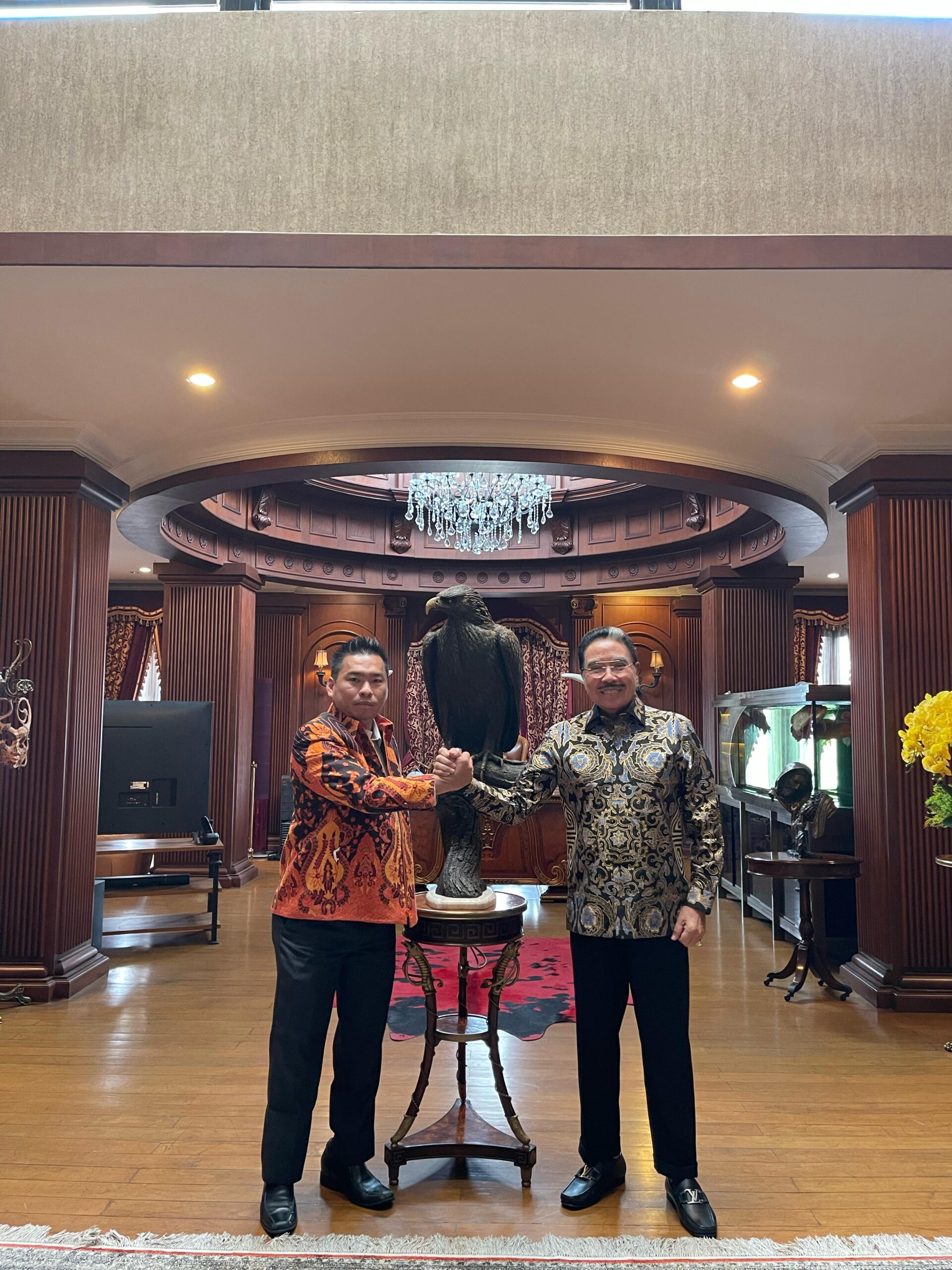 DR. ANDRY CHRISTIAN, S.H., S.KOM, M.TH, C.MD, CLA - Kantor Hukum * Investigasi MAHANAIM LAW FIRM